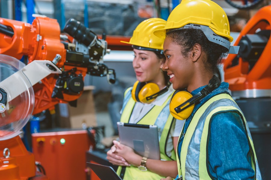 Mentoring program opens doors for women in QLD manufacturing
